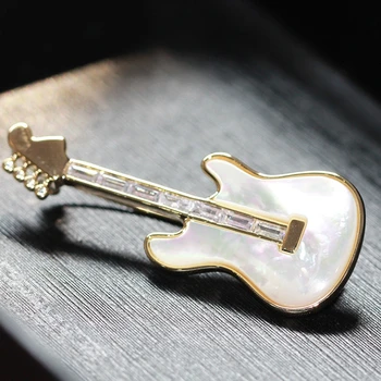 MOGAKU Prírodné Shell Gitara Tvarované Kolíky Brošňa pre Mužov Punk Hip Hop Príslušenstvo Unisex Crystal Ornament Módne Šperky Dary